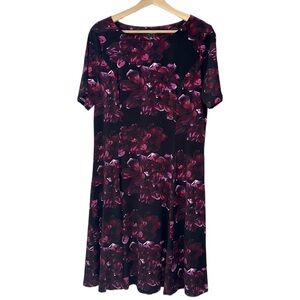 BNWT Roz & Ali black, purple, burgundy floral knee length dress